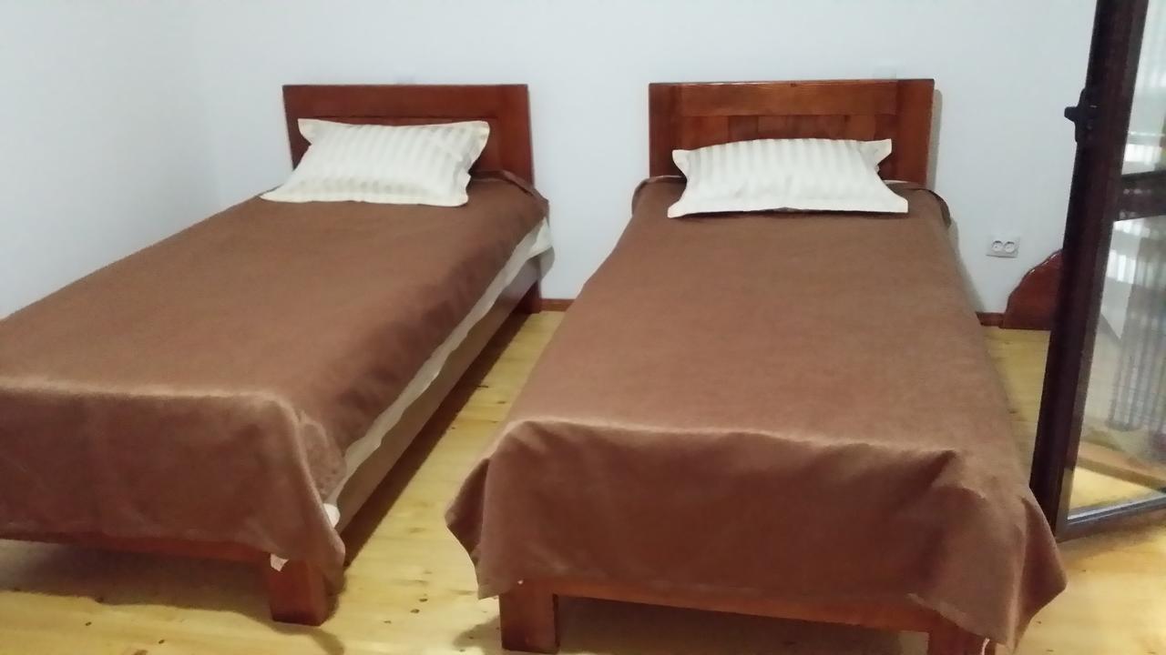 Villa Cabana Barlogul Lupilor Berevoesti Exterior foto